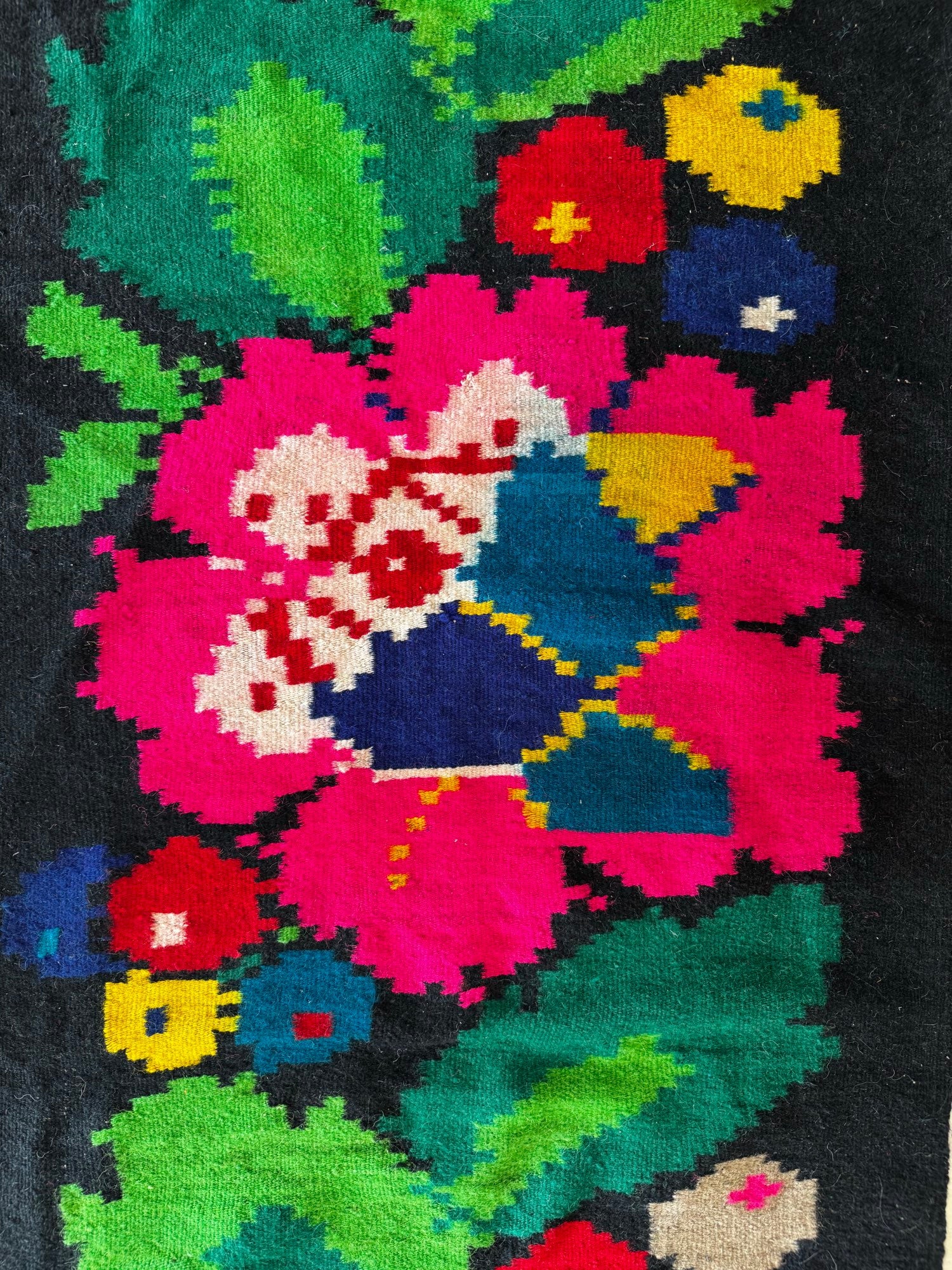 Handwoven Black Floral Romanian Wool Runner Rug, 340x77 cm, view 6