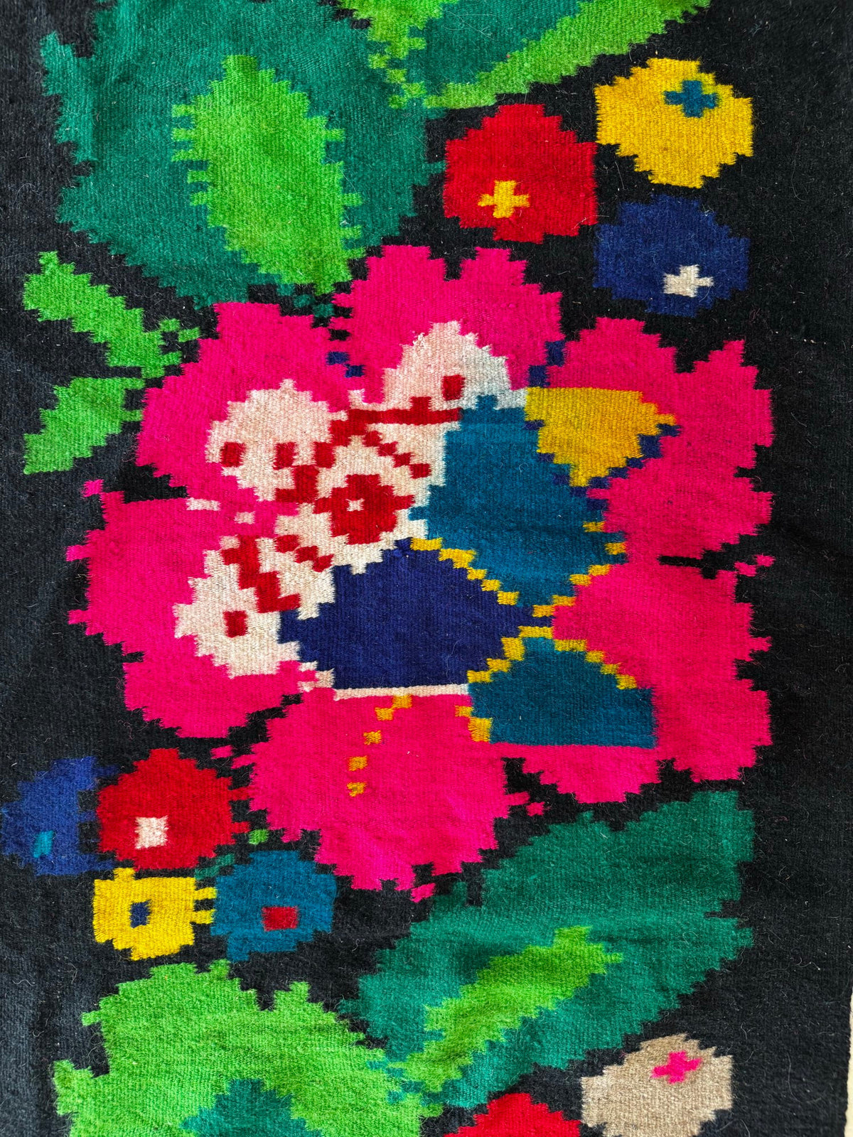 Handwoven Black Floral Romanian Wool Runner Rug, 340x77 cm, view 6