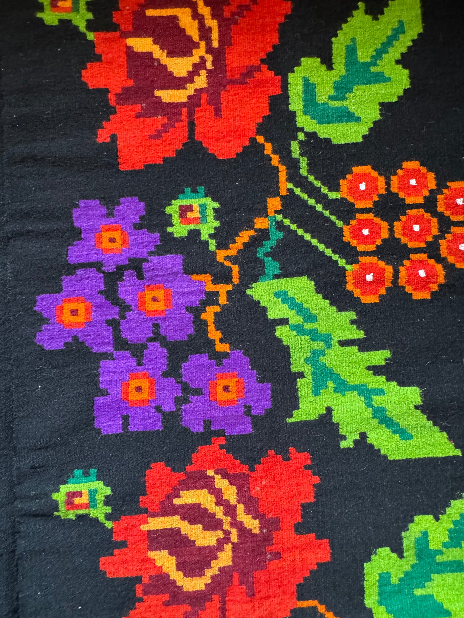 Vintage Purple & Red Floral Banat Wool Rug, 218x157 cm, view 5
