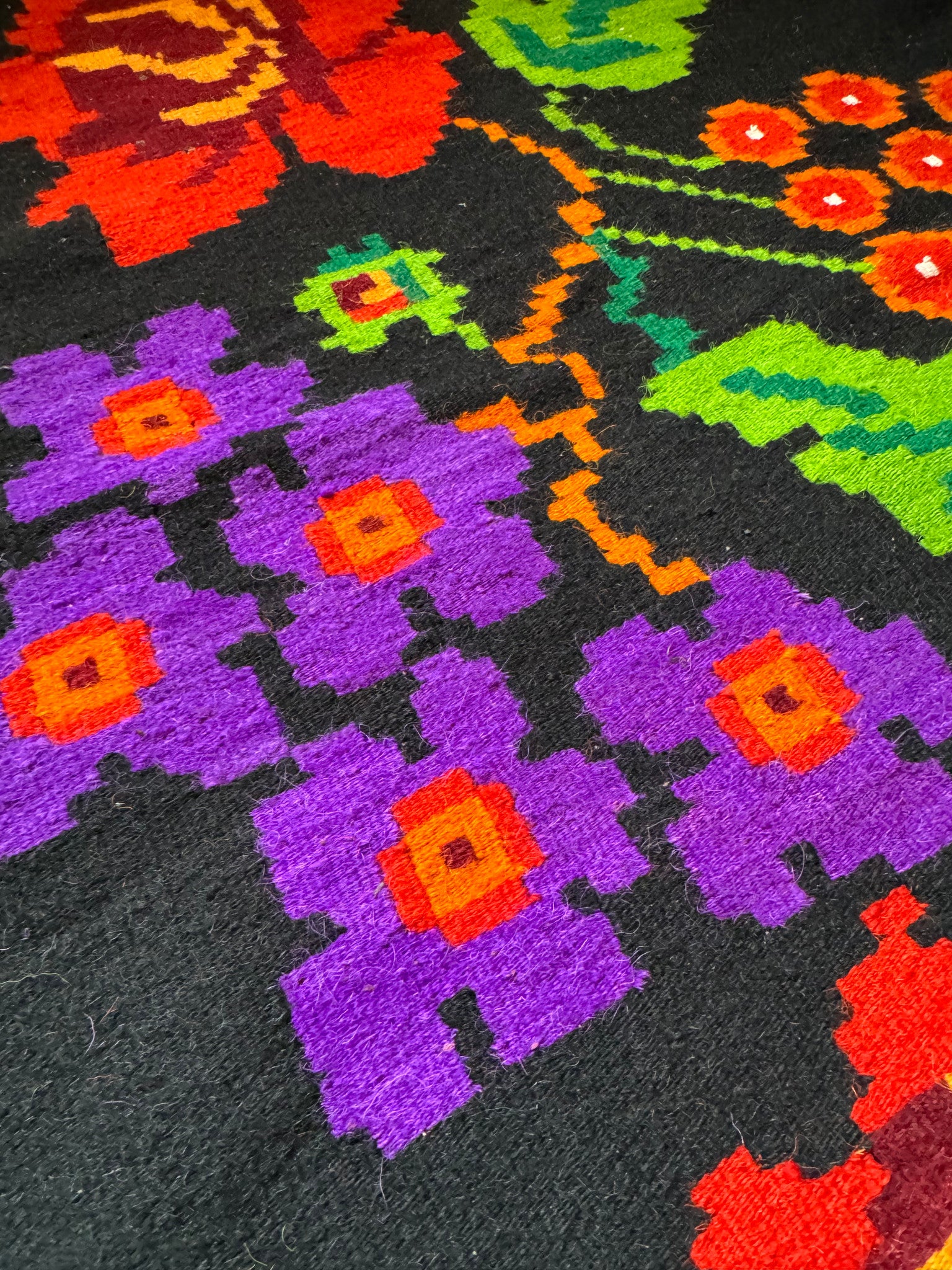 Vintage Purple & Red Floral Banat Wool Rug, 218x157 cm, view 9