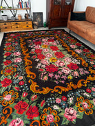 Vintage Bessarabian handwoven wool rug, floral design on black background – photo 5