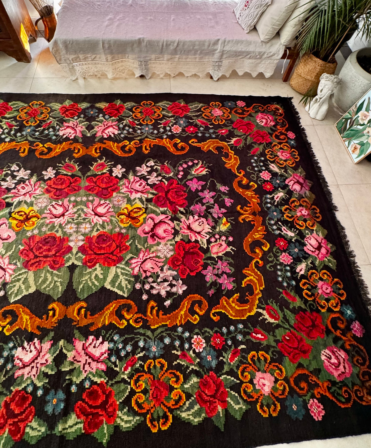 Vintage Bessarabian handwoven wool rug, floral design on black background – photo 13