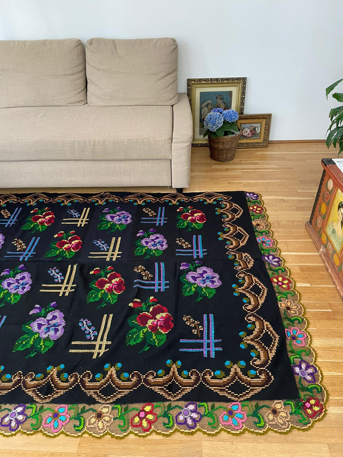 Vintage Floral Wool Bedspread or Sofa Cover, 207x158 cm, view 7