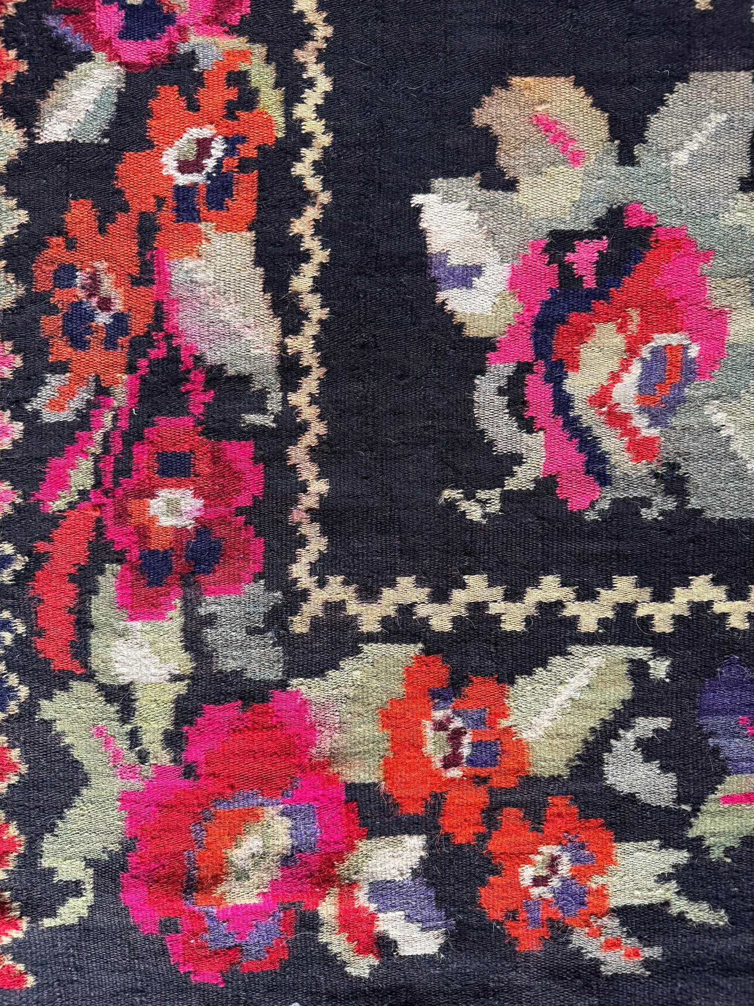 Vintage Black Floral Maramureș Wool Rug, 188x124 cm, view 4