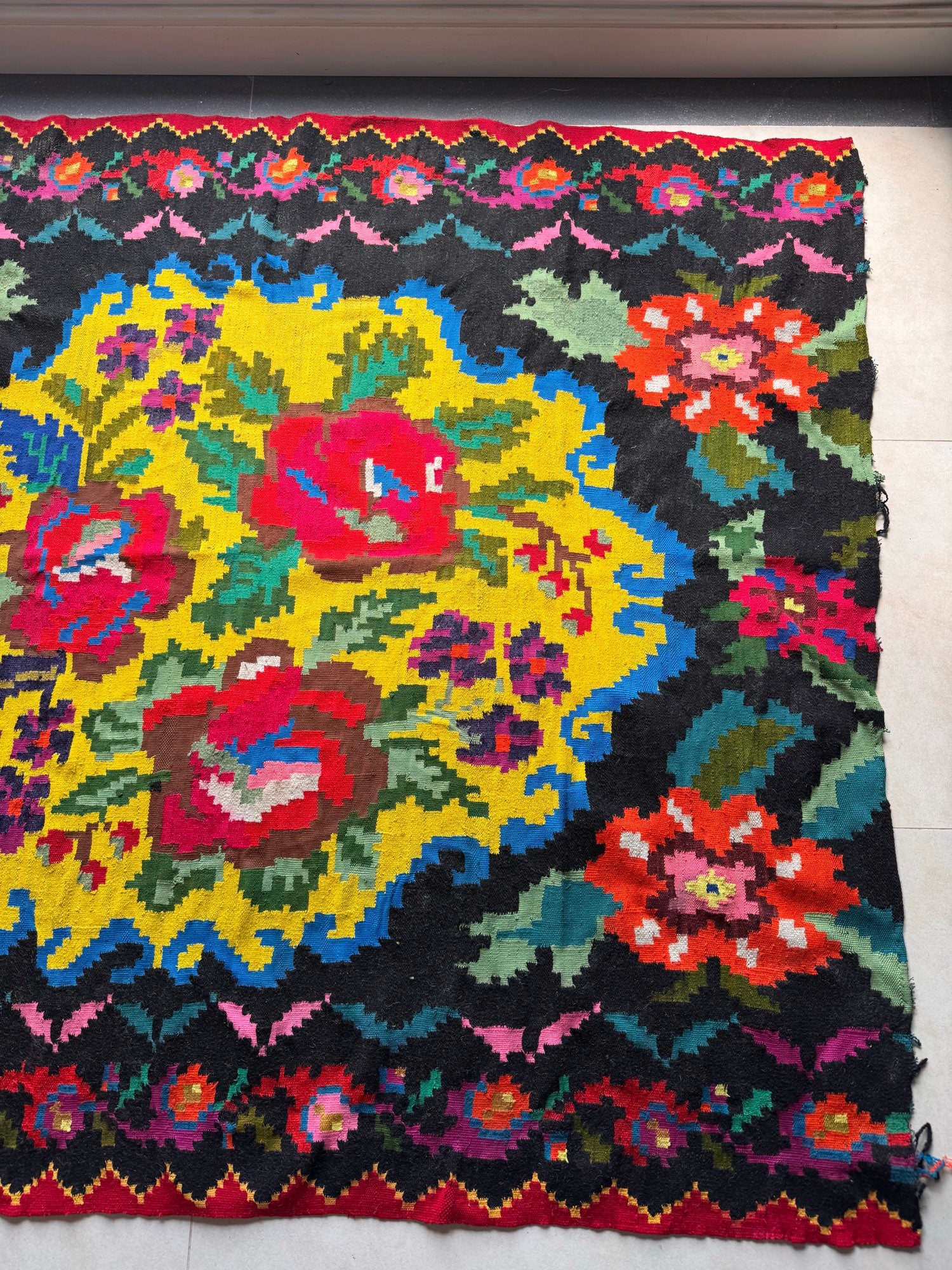 Vintage Yellow Floral Maramureș Wool Rug, 185x170 cm, view 6