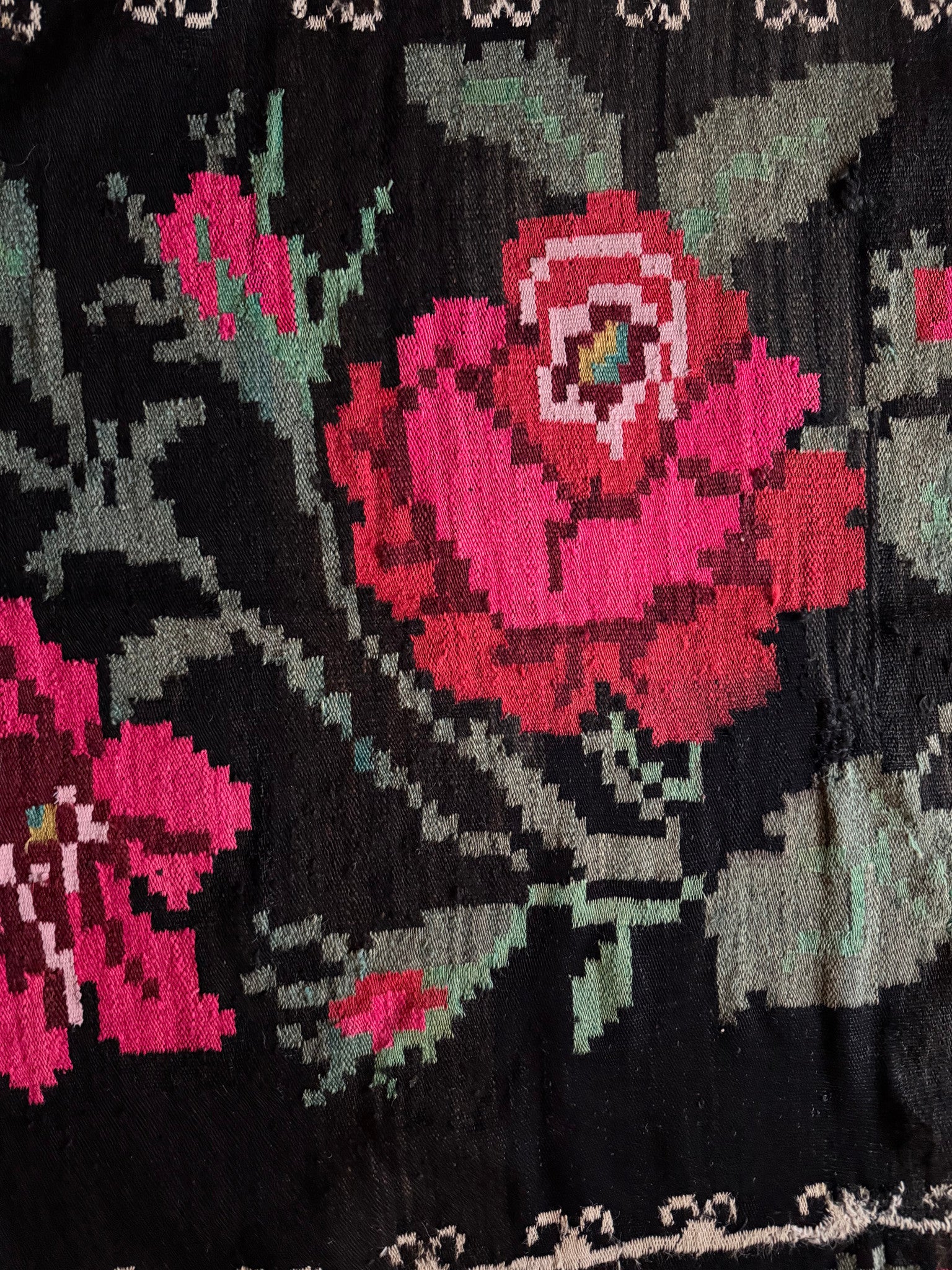 Vintage Black Floral Maramureș Wool Rug, 210x140 cm, view 13