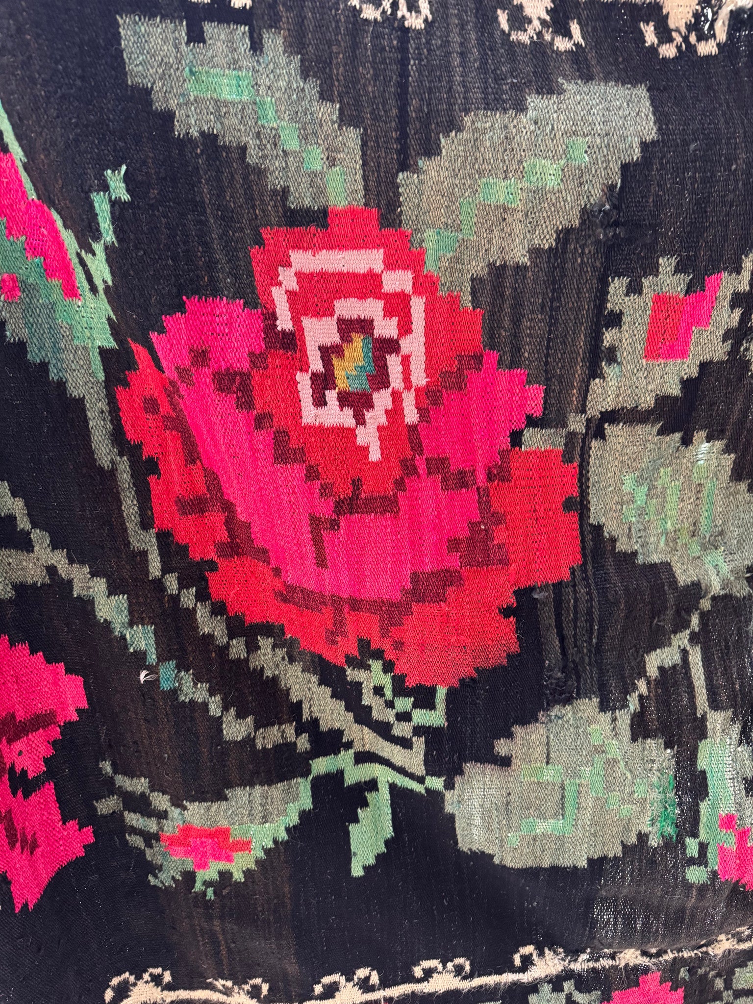 Vintage Black Floral Maramureș Wool Rug, 210x140 cm, view 4