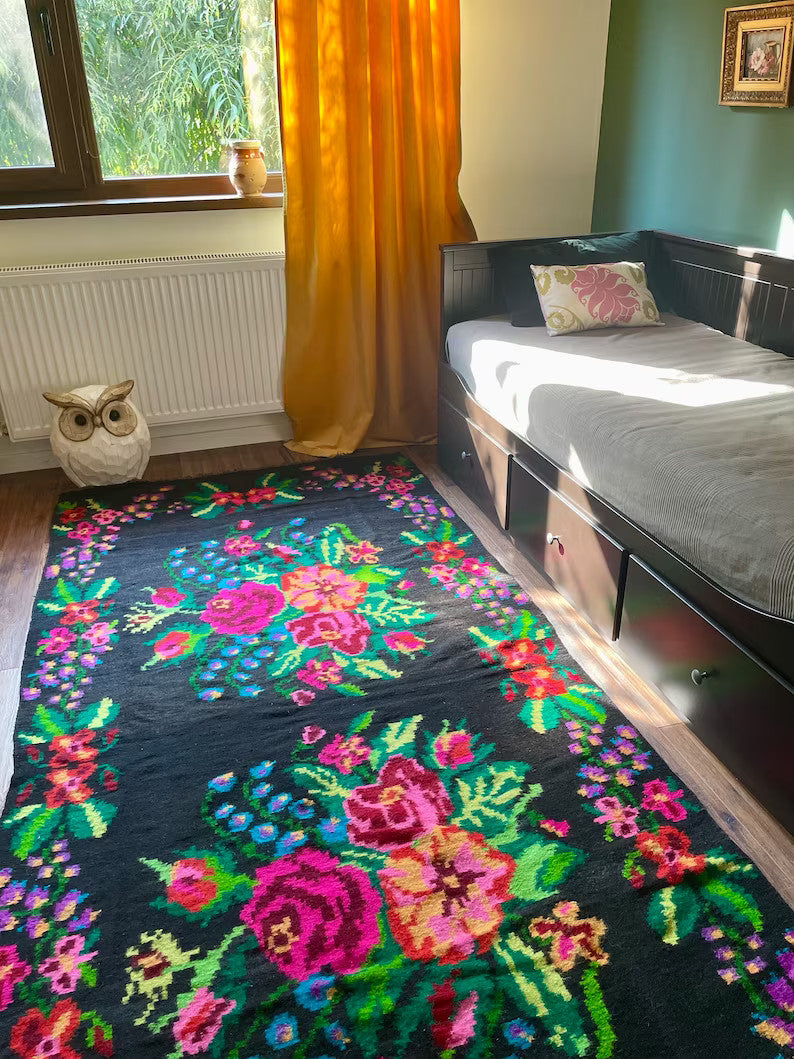 Vintage Black Floral Moldavian Wool Rug, 290x132 cm, view 4