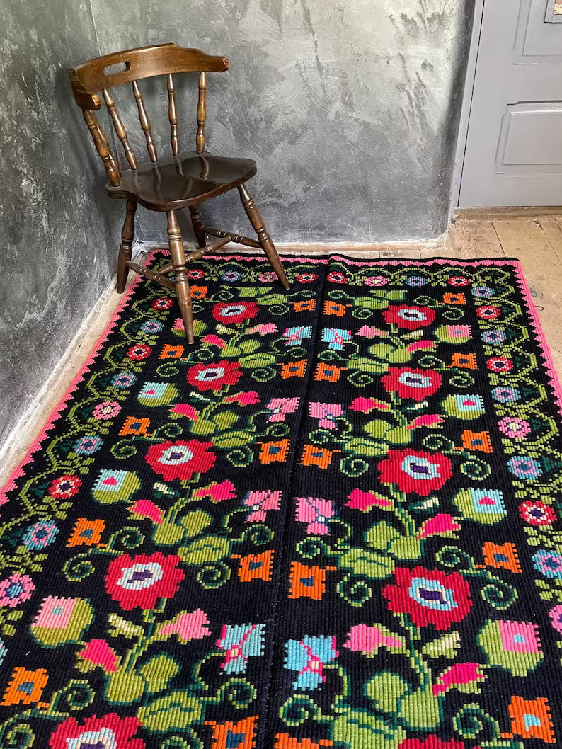 Vintage Black Floral Oltenian Wool Rug, 215x146 cm, view 2