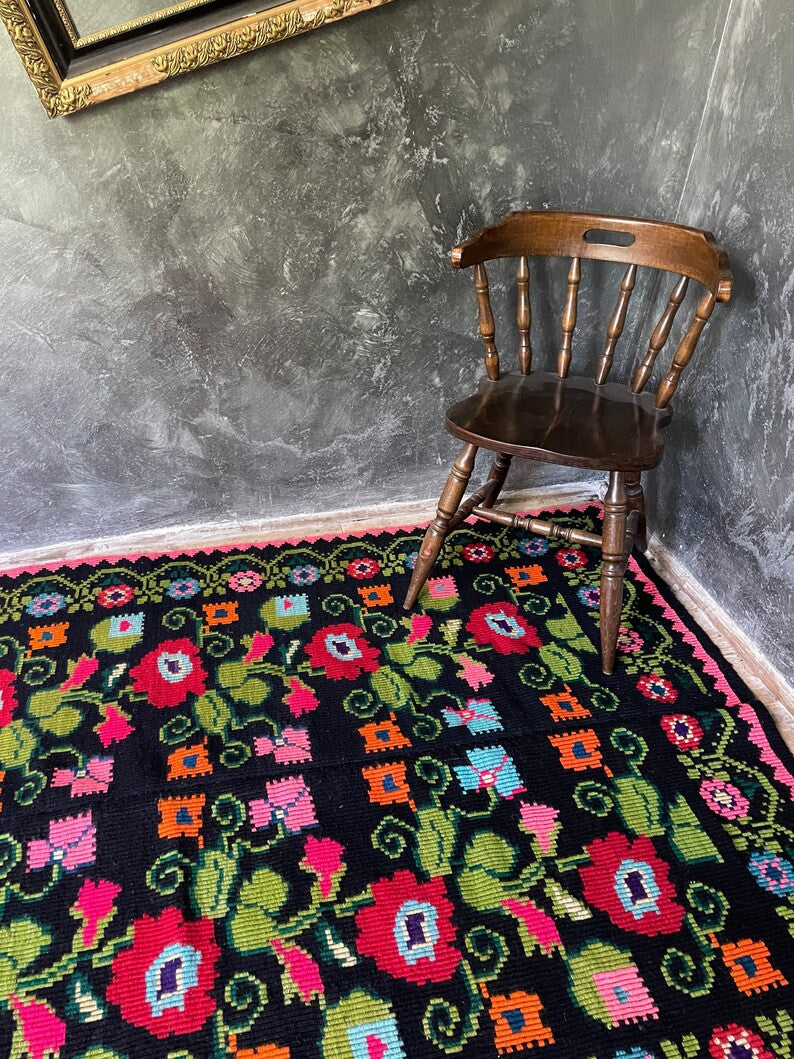 Vintage Black Floral Oltenian Wool Rug, 215x146 cm, view 4