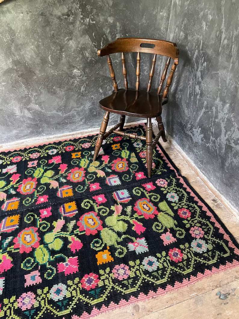 Vintage Black Floral Oltenian Wool Rug, 220x141 cm, view 4