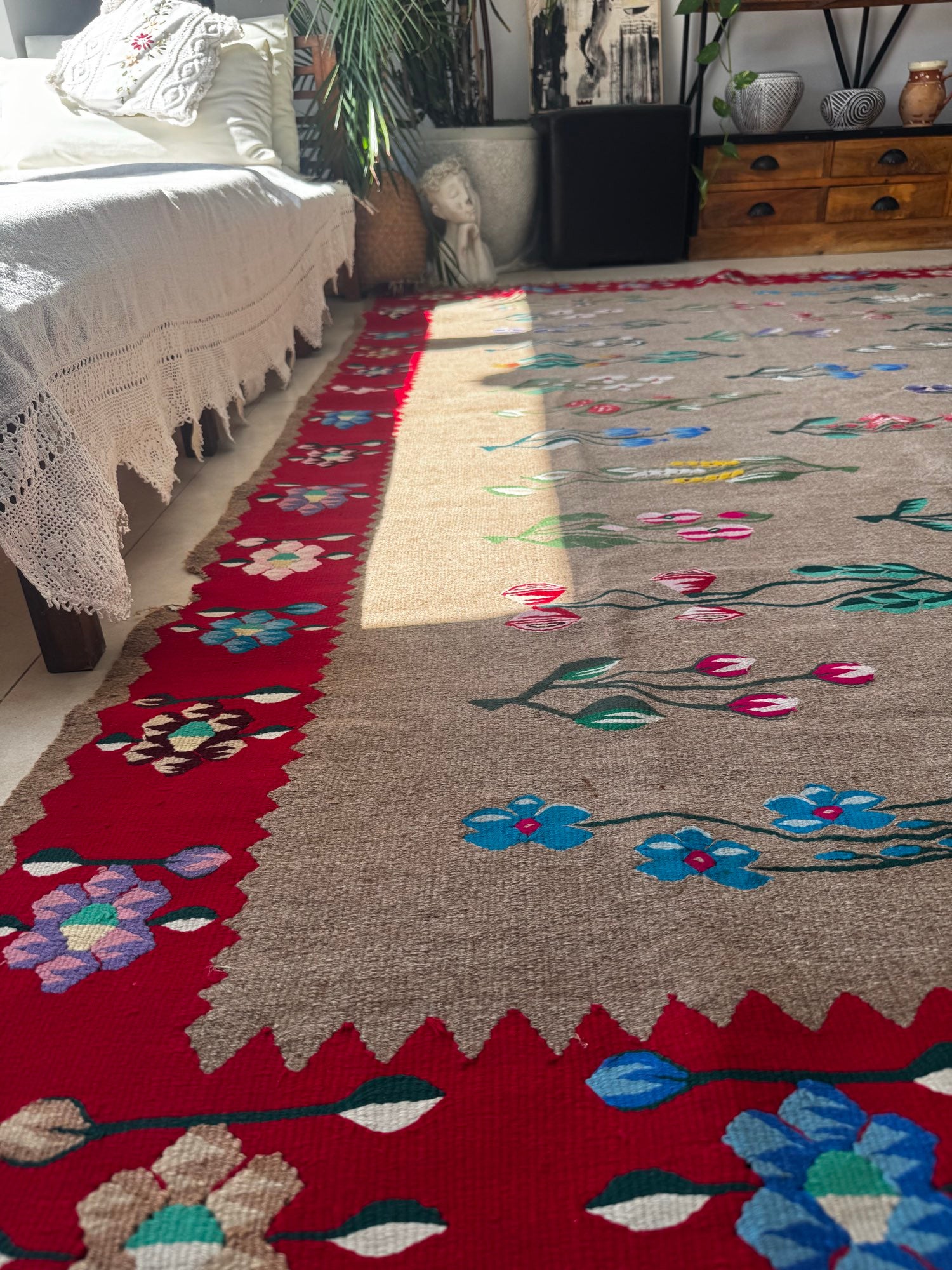Vintage Greige Floral Oltenian Wool Rug, 265x175 cm, view 12