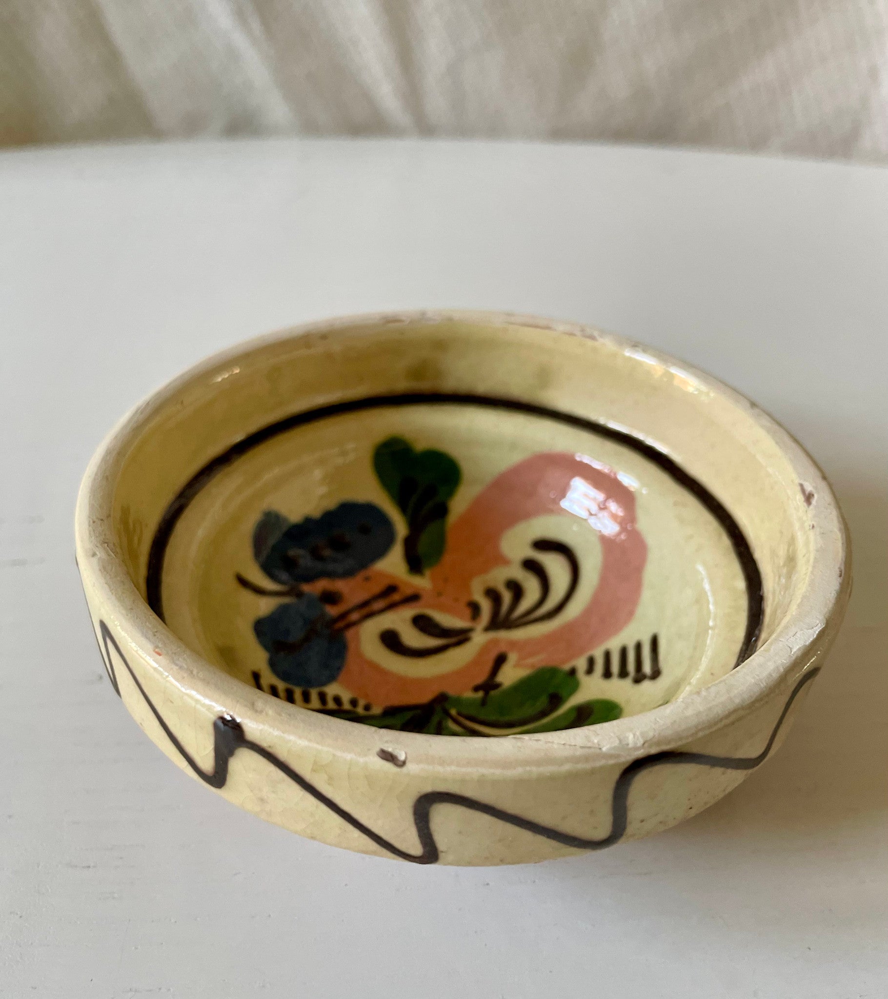 Vintage Romanian Clay Bowl with Rooster, 10 cm, view 6