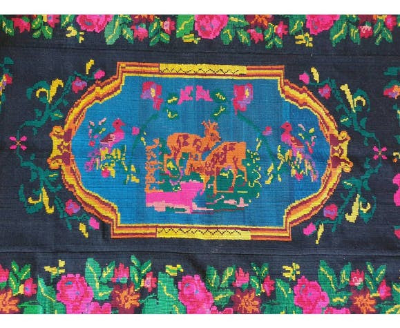 Vintage Romanian Rug with Deer, 205x155 cm, view 3