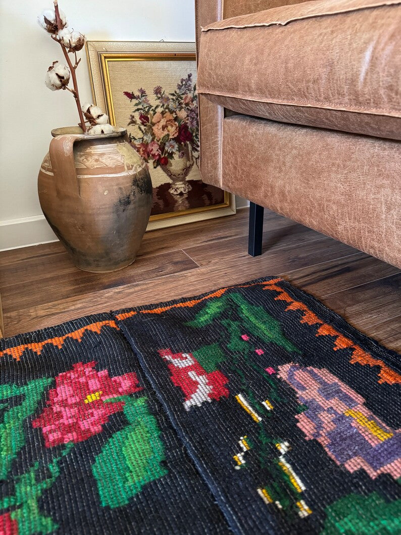Vintage Black Floral Romanian Rug, 223x153 cm, view 5