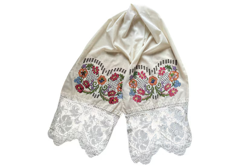Vintage Embroidered Folk Towel with Lace, 196x41 cm