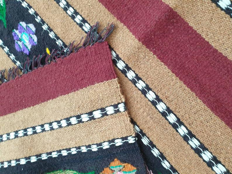 Vintage Floral Romanian Wool Bedspread or Rug, 212x150 cm, view 6