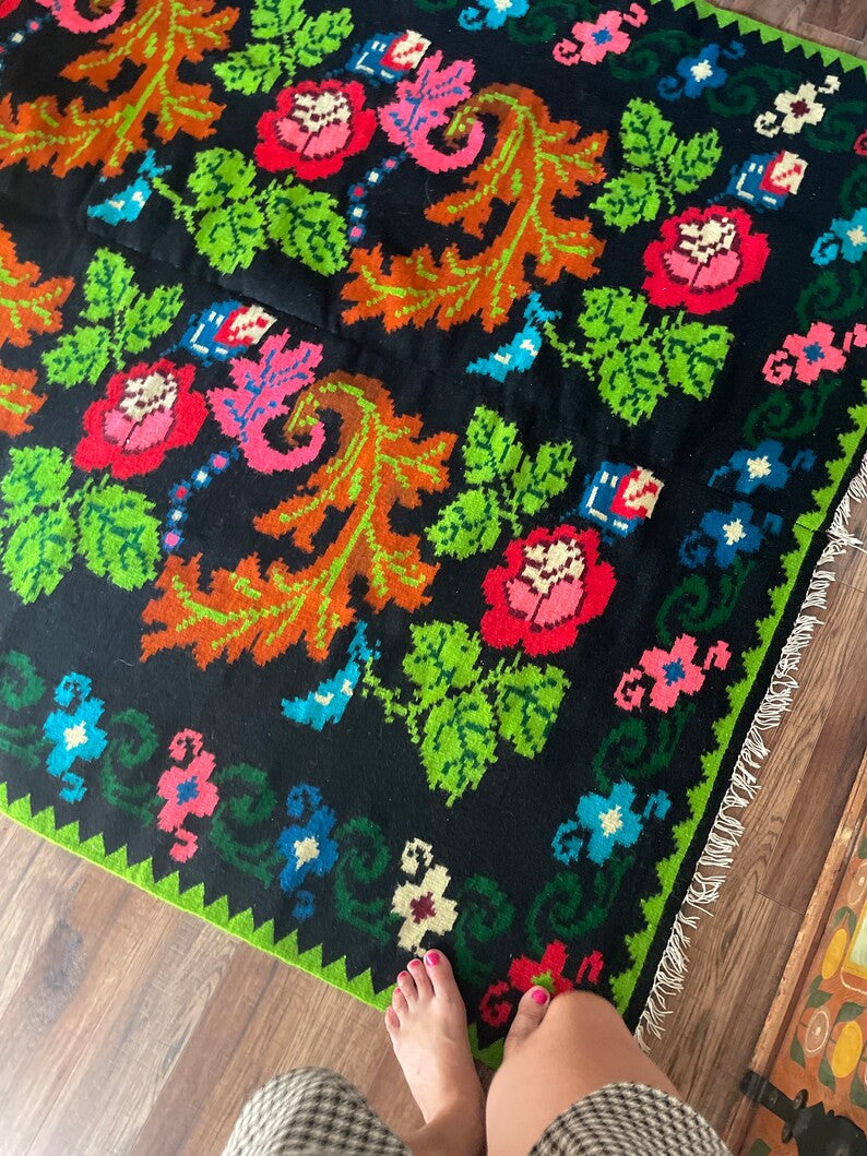 Vintage Pink Floral Romanian Wool Kilim Rug, 213x169 cm, view 6
