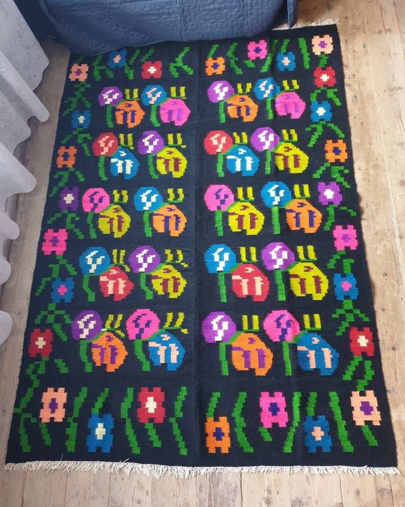 Vintage Black Floral Romanian Wool Kilim Rug, 235x160 cm, view 3