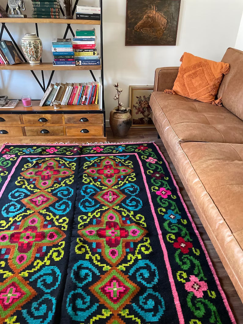 Vintage Geometric Romanian Wool Kilim Rug, 240x158 cm, view 4