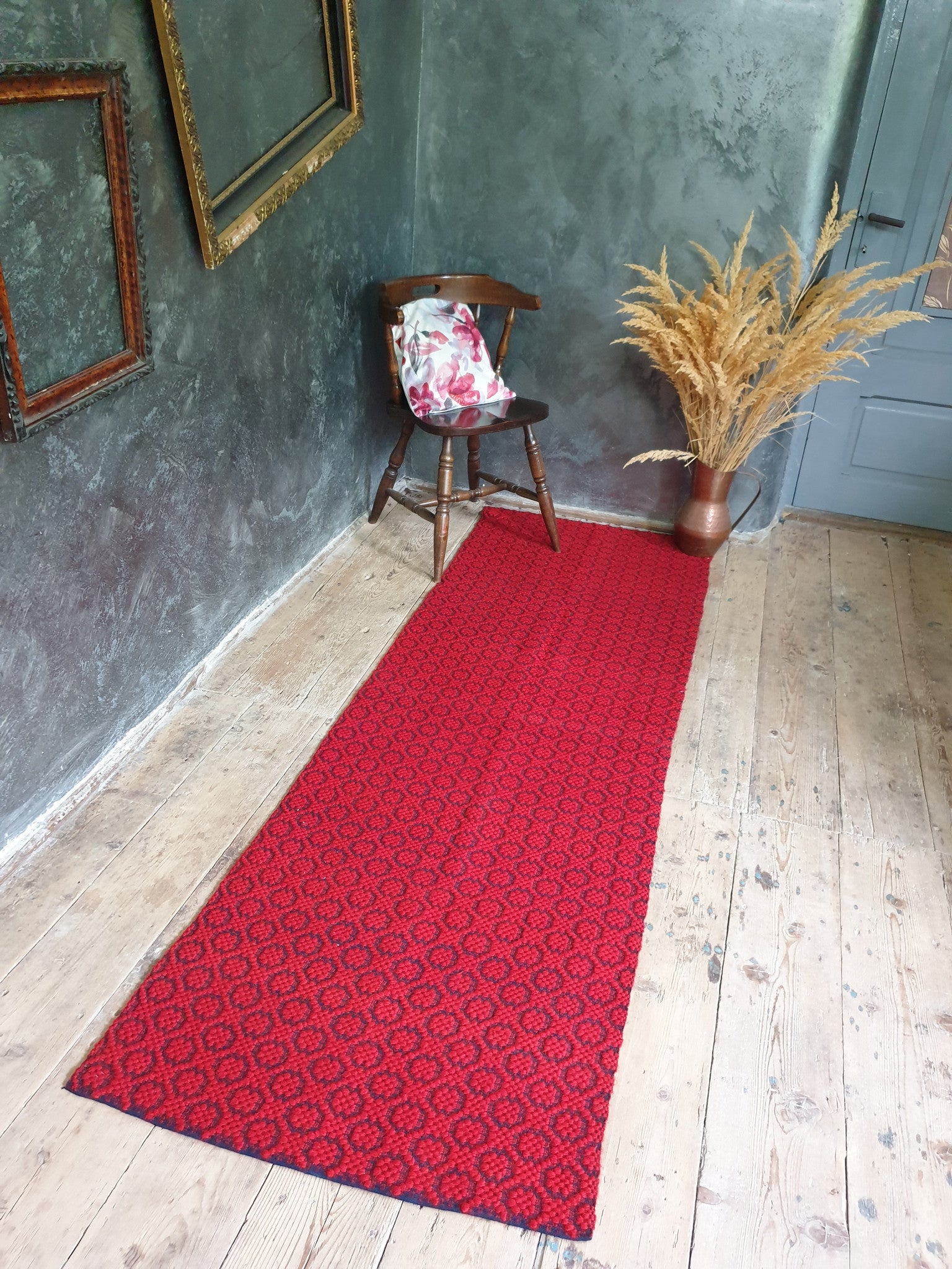 Vintage Red Floral Romanian Wool Kilim Runner, 233x76 cm