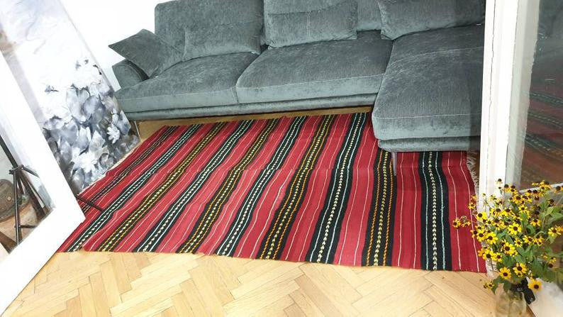 Vintage Burgundy Romanian Wool Rug, 220x150 cm, view 9
