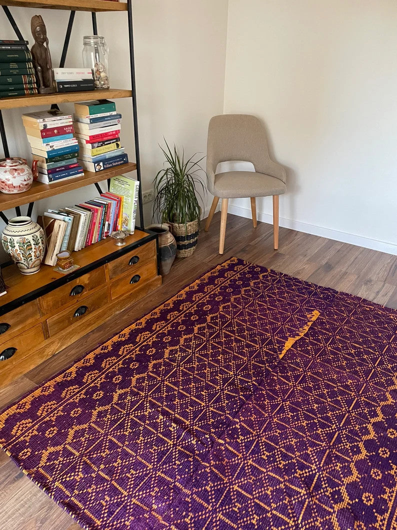Vintage Purple Floral Romanian Wool Rug, 178x156 cm, view 3