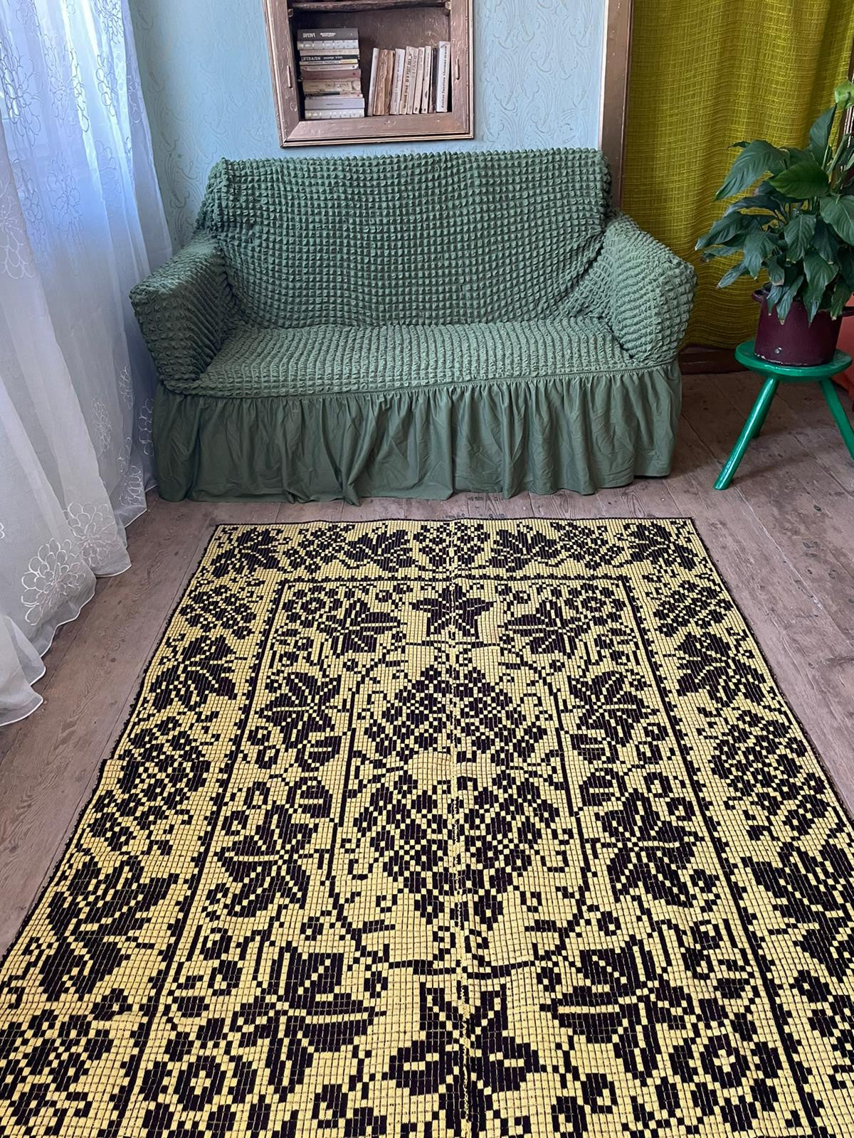 Vintage Yellow Floral Romanian Wool Rug, 196x132 cm, view 5