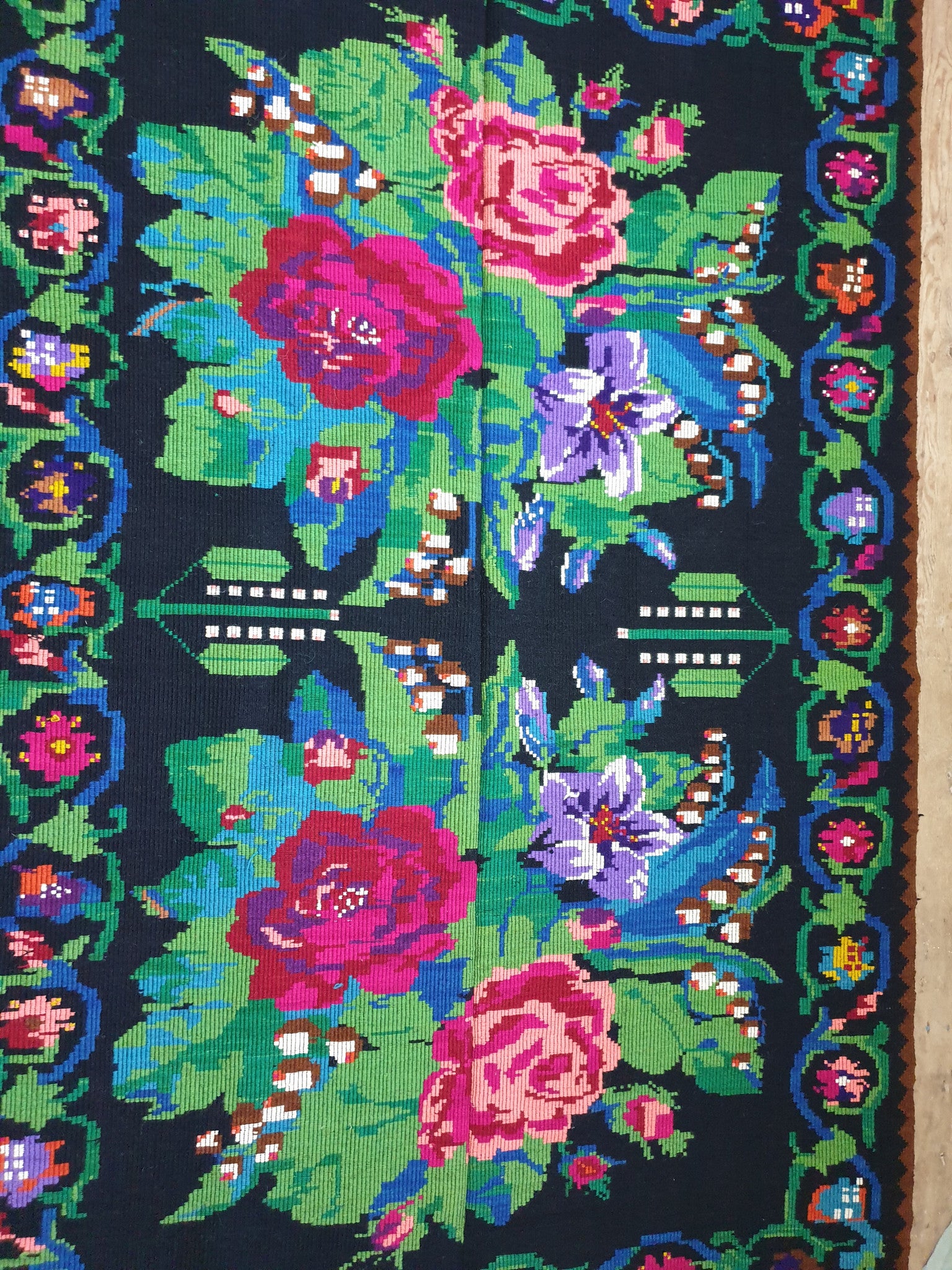 Vintage Green Floral Romanian Wool Rug, 218x150 cm, view 14