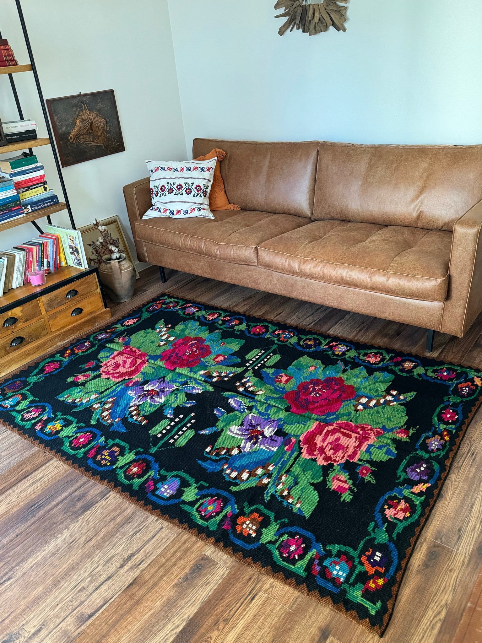 Vintage Green Floral Romanian Wool Rug, 218x150 cm, view 3