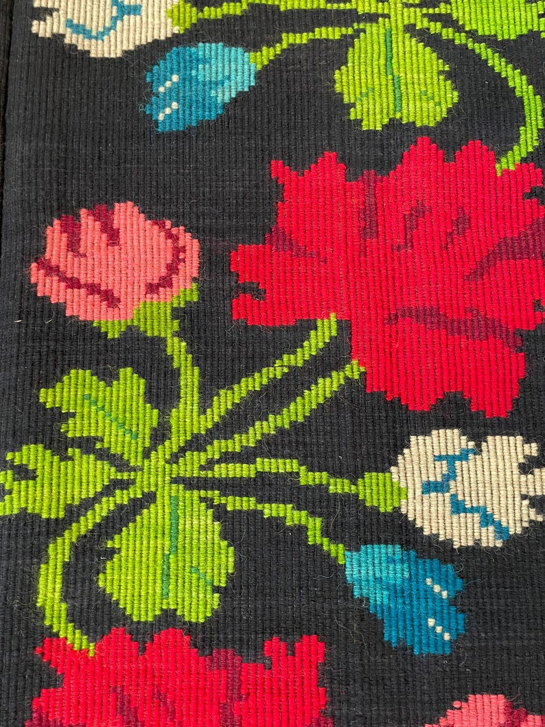 Vintage Floral Romanian Wool Rug, 220x160 cm, view 9
