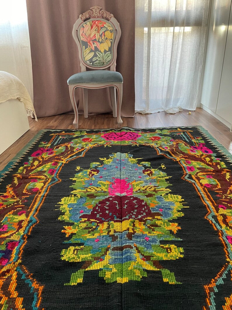 Vintage Floral Romanian Wool Rug, 227x154 cm, view 7
