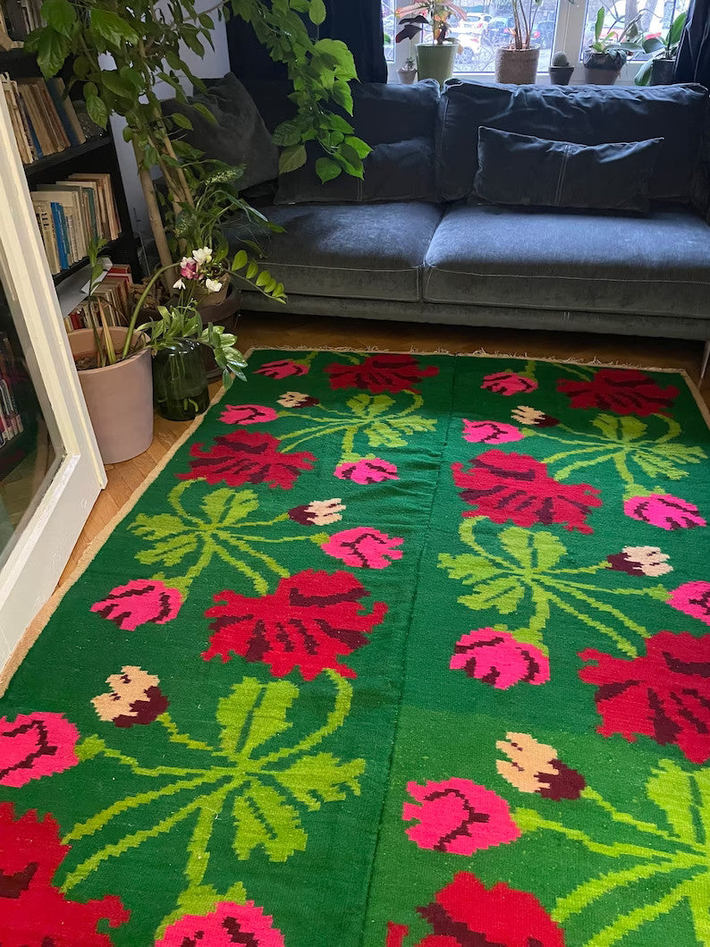Vintage Green Floral Romanian Wool Rug, 234x166 cm, view 3