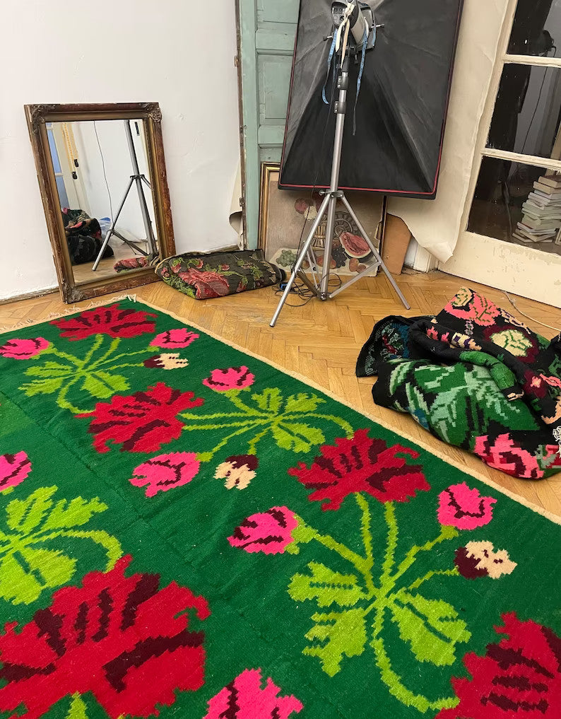 Vintage Green Floral Romanian Wool Rug, 234x166 cm, view 4