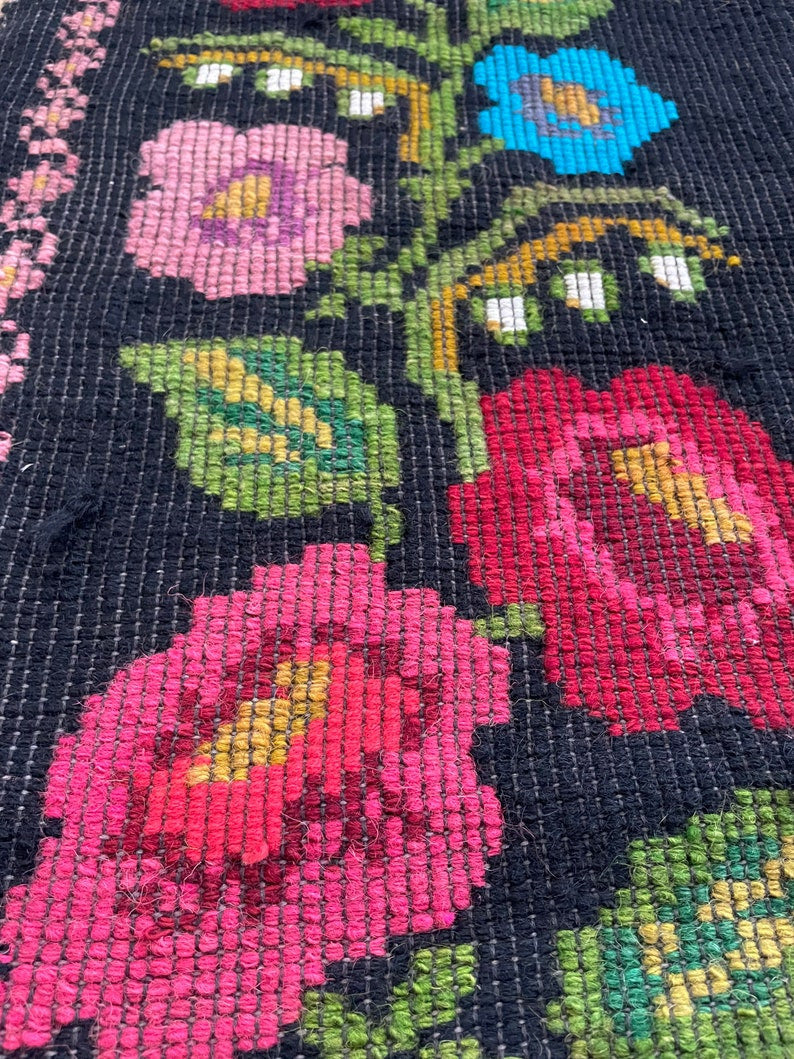 Vintage Floral Romanian Wool Rug, 250x150 cm, view 8