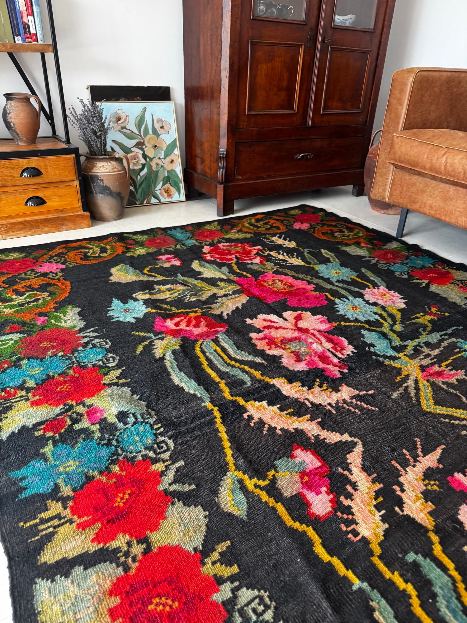 Vintage Black Floral Romanian Wool Rug, 290x180 cm, view 11