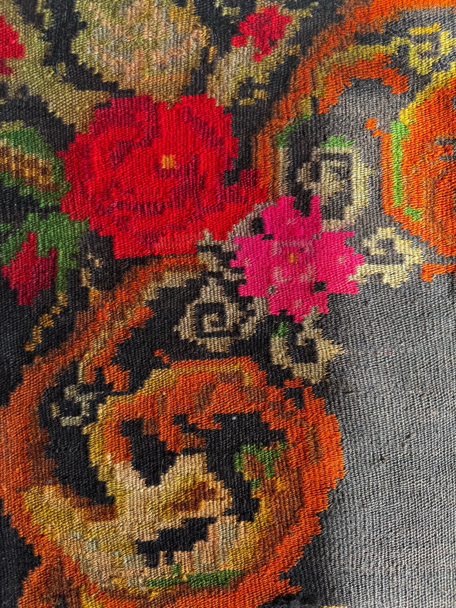 Vintage Black Floral Romanian Wool Rug, 290x180 cm, view 12