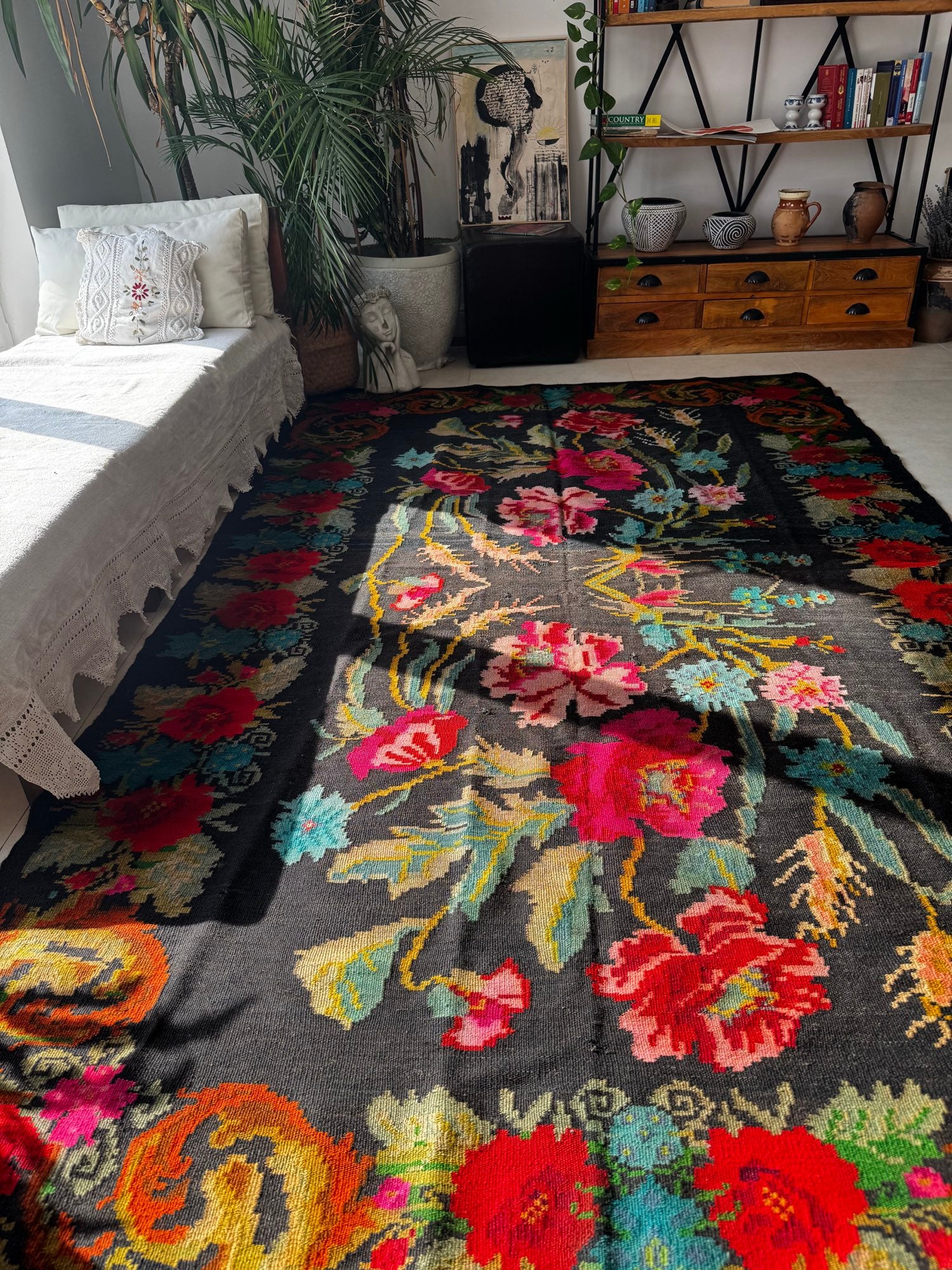 Vintage Black Floral Romanian Wool Rug, 290x180 cm, view 2