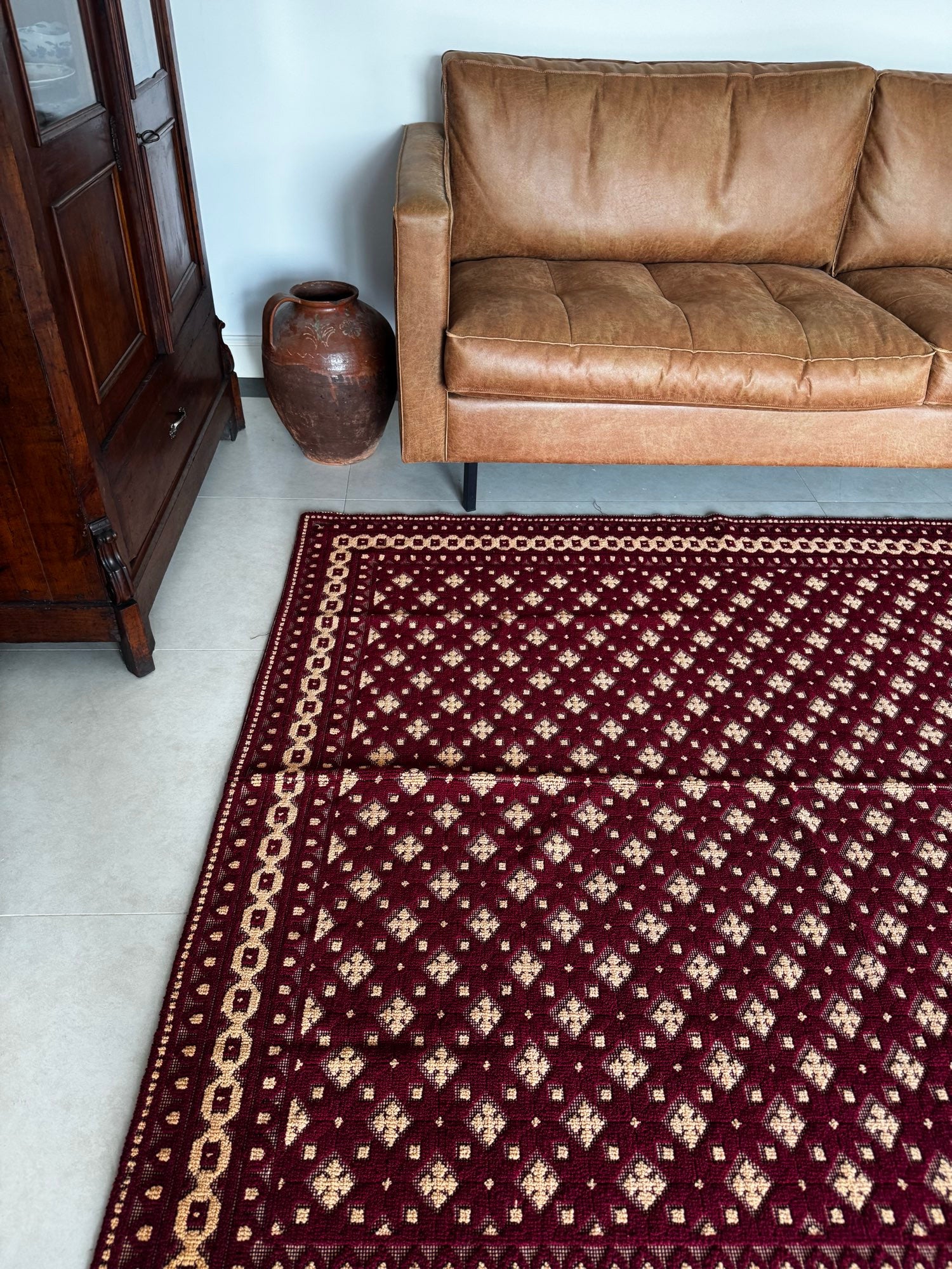 Vintage Beige Geometric Romanian Wool Rug, 200x175 cm, view 3