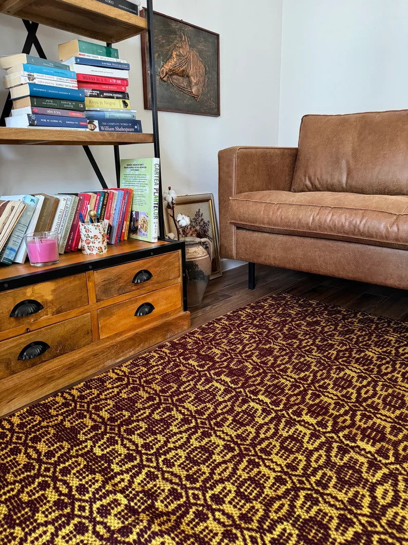Vintage Brown Geometric Romanian Wool Rug, 205x166 cm, view 3
