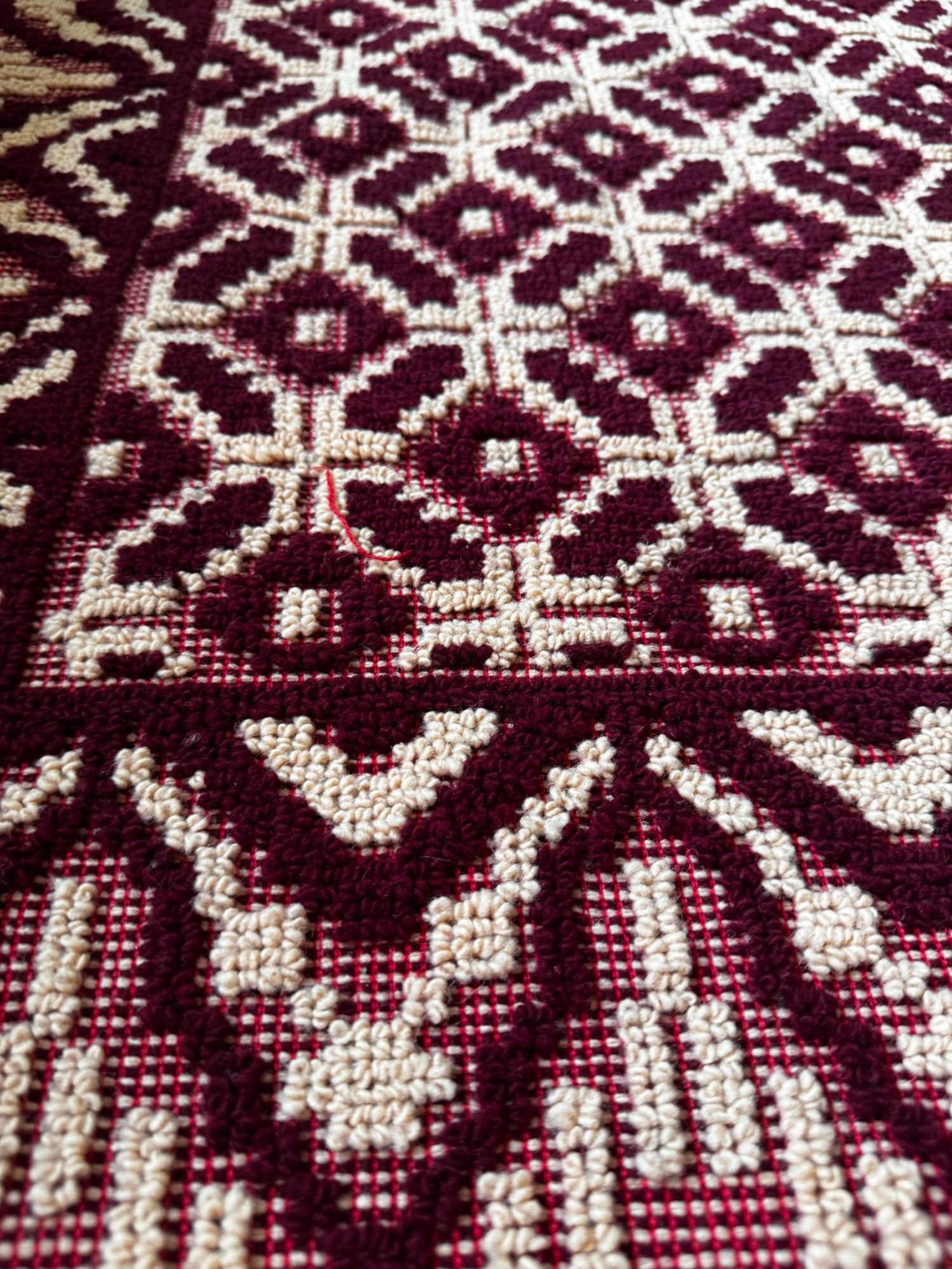 Vintage Beige Geometric Romanian Wool Rug, 220x180 cm, view 4