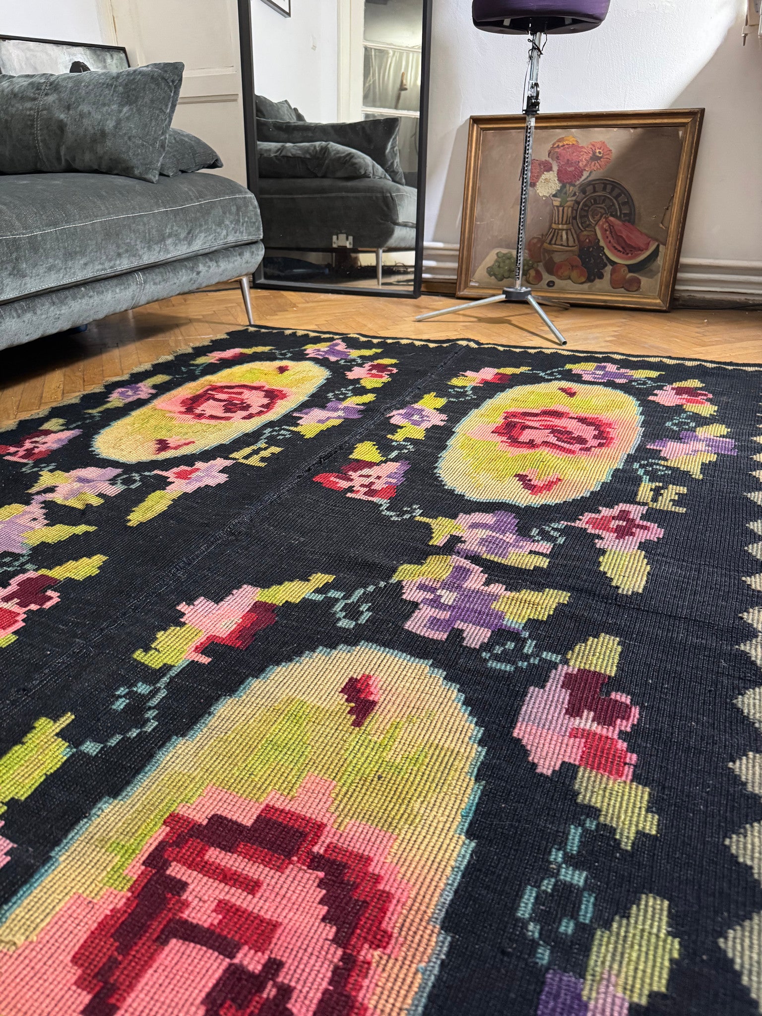 Vintage Black Floral Romanian Wool Rug, 221x142 cm, view 3