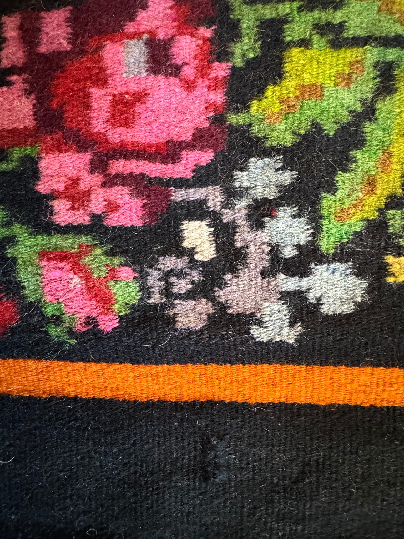 Vintage Black Floral Romanian Wool Runner Rug, 273x78 cm, view 10