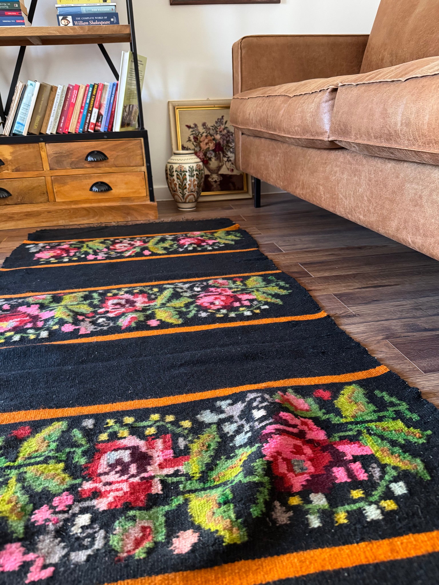 Vintage Black Floral Romanian Wool Runner Rug, 273x78 cm, view 2