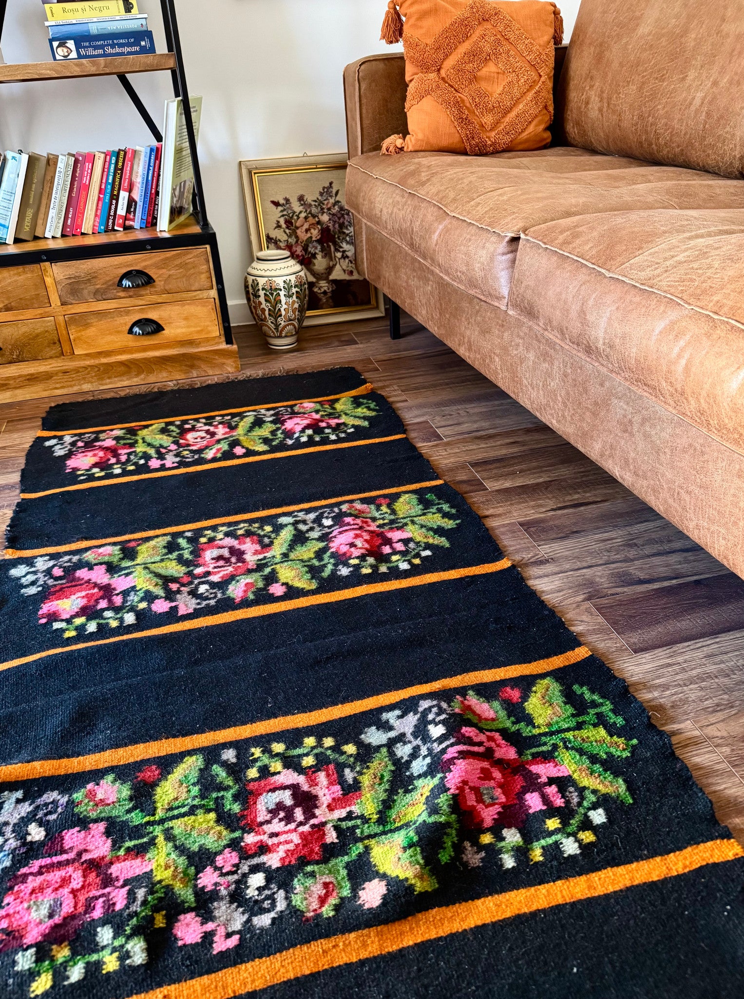 Vintage Black Floral Romanian Wool Runner Rug, 273x78 cm, view 3