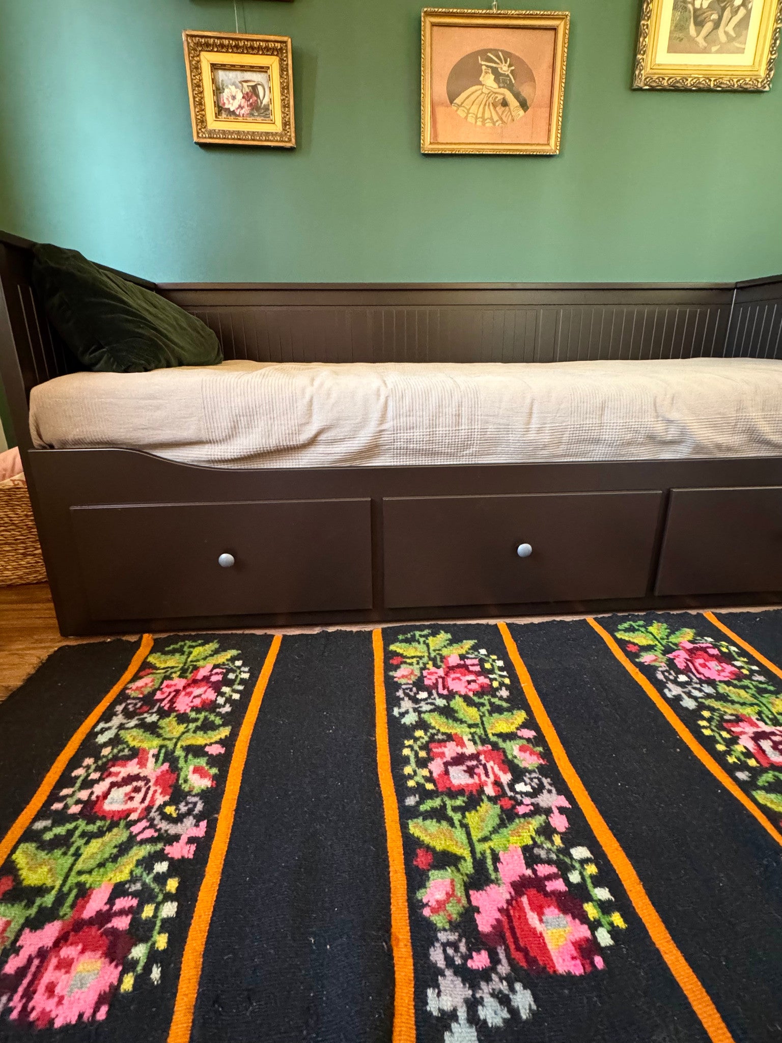 Vintage Black Floral Romanian Wool Runner Rug, 273x78 cm, view 5