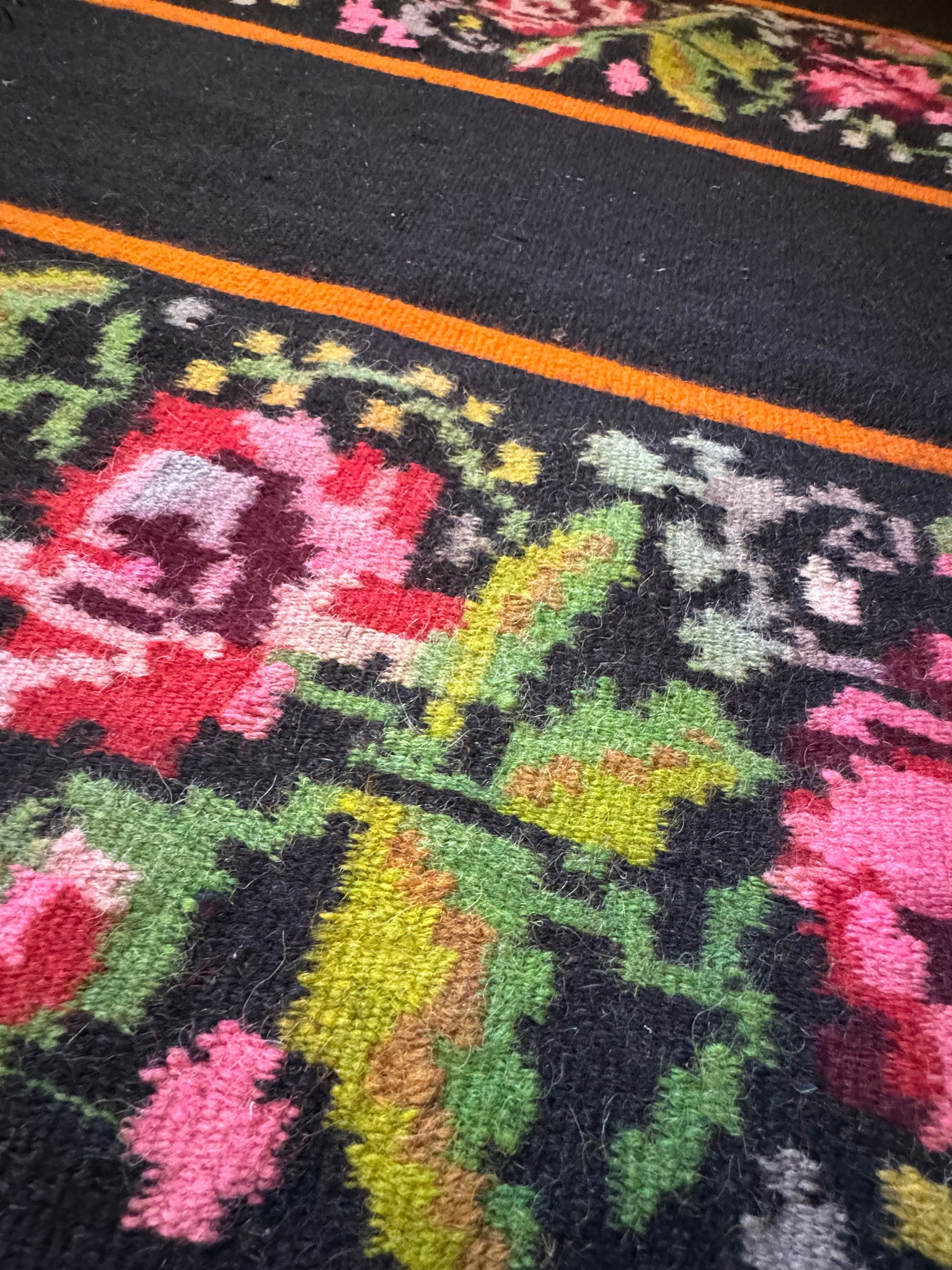 Vintage Black Floral Romanian Wool Runner Rug, 273x78 cm, view 6