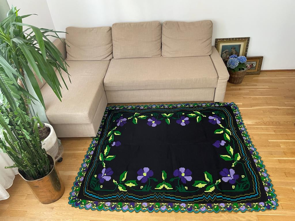 Vintage Transylvanian Wool Bedspread or Rug, 174x145 cm, view 10