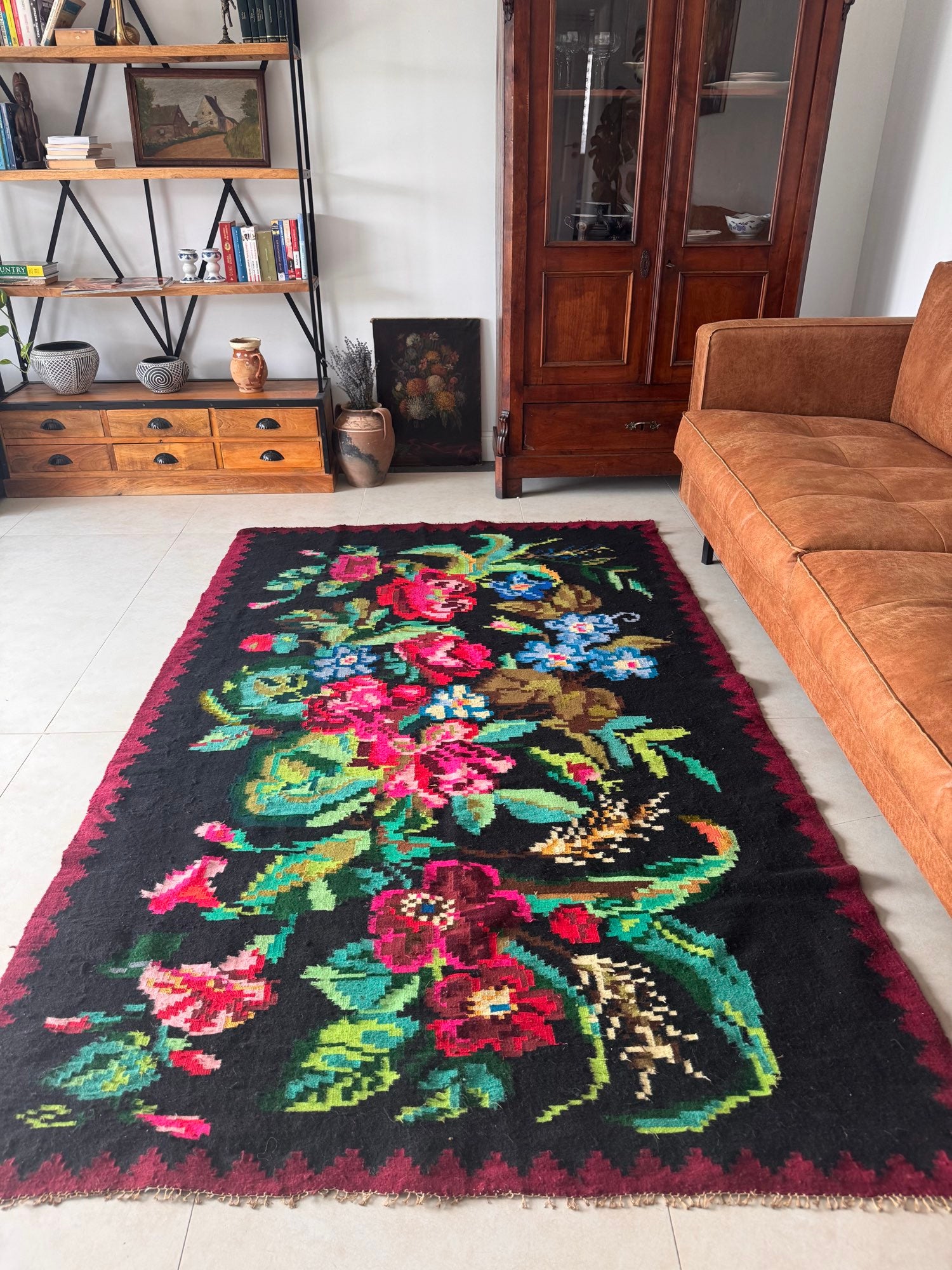 Vintage Black Floral Transylvanian Wool Rug, 230x145 cm, view 11