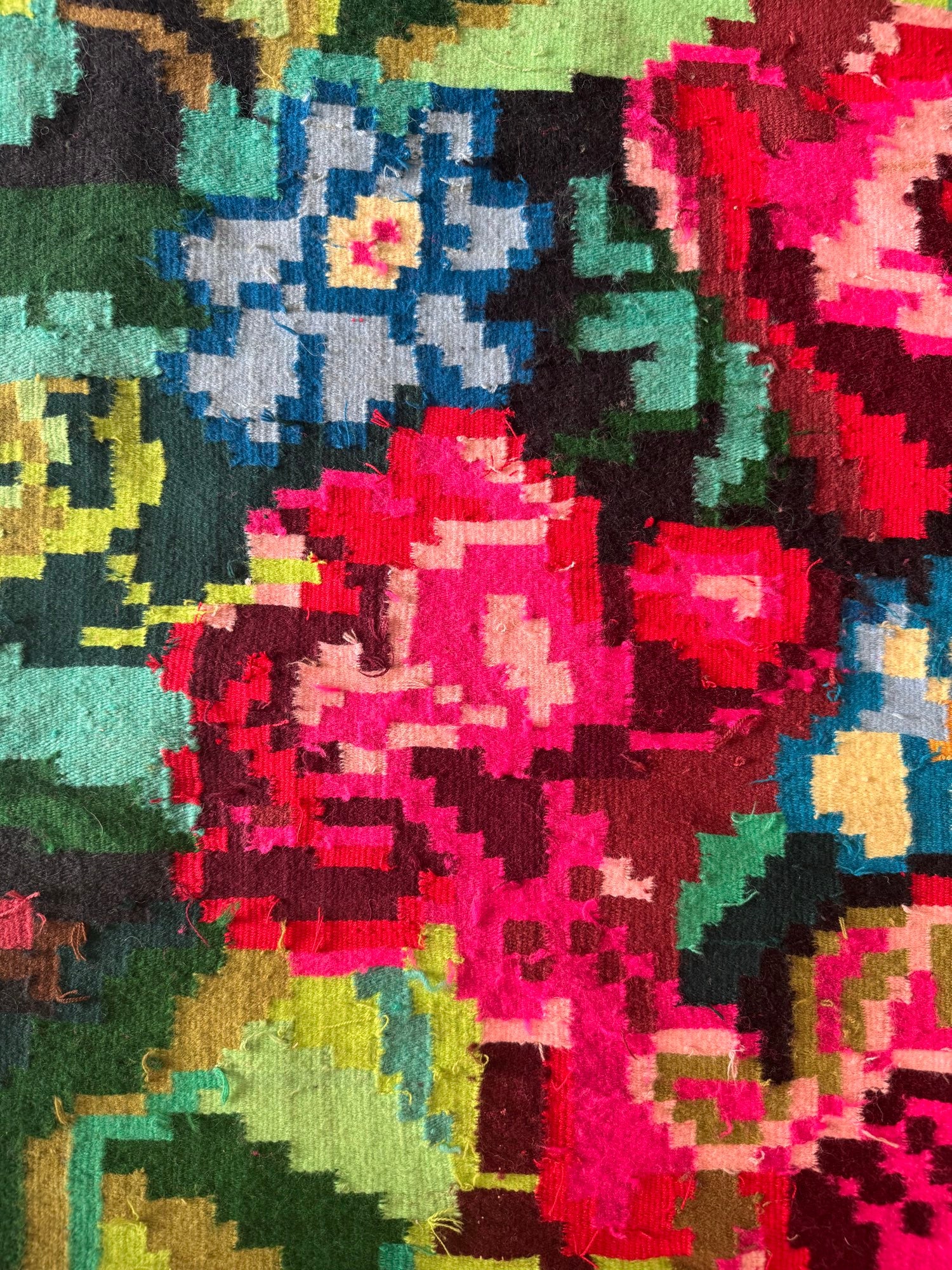Vintage Black Floral Transylvanian Wool Rug, 230x145 cm, view 14